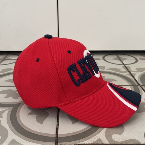 NEW Cleveland baseball hat - Picture 3 of 4